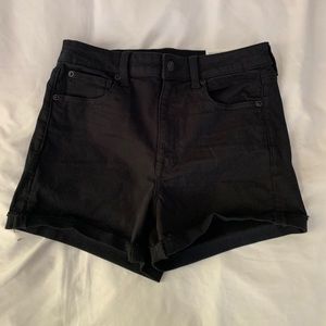 American Eagle Super High Rise Shorts - Black